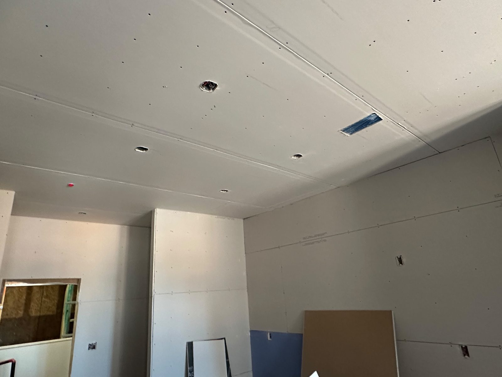 Drywall project photo 3